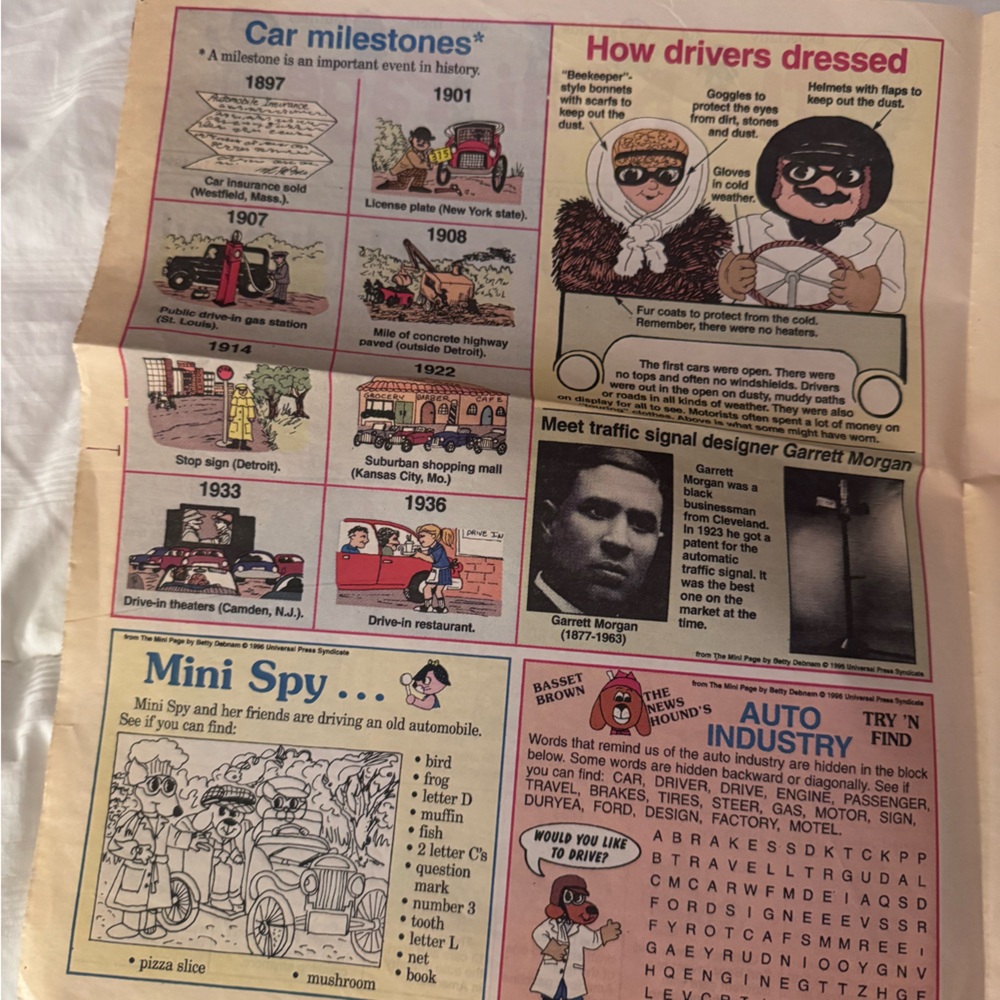Vintage Weekly Reader Magazine Collection - Picture 6 of 8